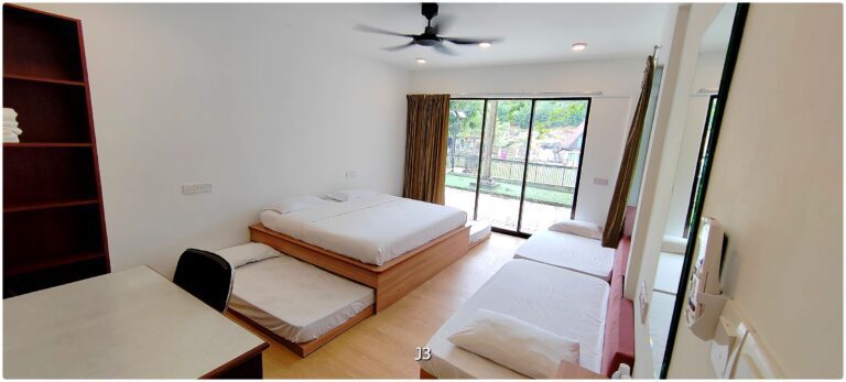 6paxs Land Chalet Room